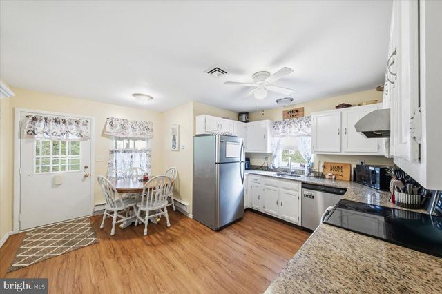 139 HUNTINGTON DR, Southampton, NJ 08088
