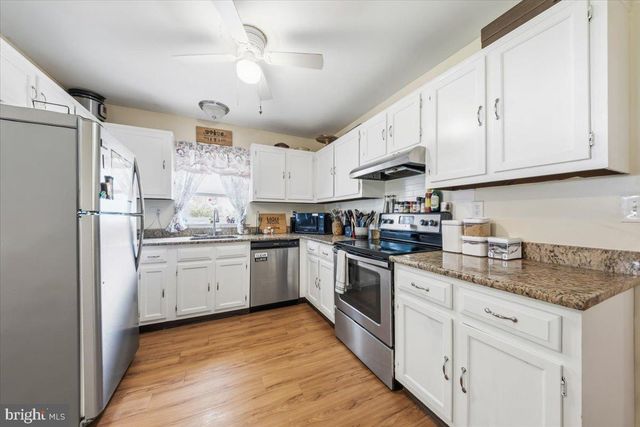 139 HUNTINGTON DR, Southampton, NJ 08088