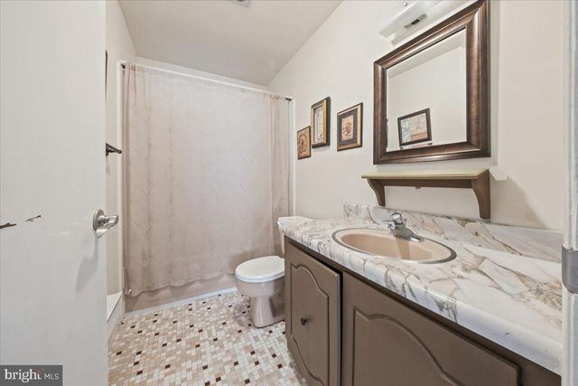 139 HUNTINGTON DR, Southampton, NJ 08088
