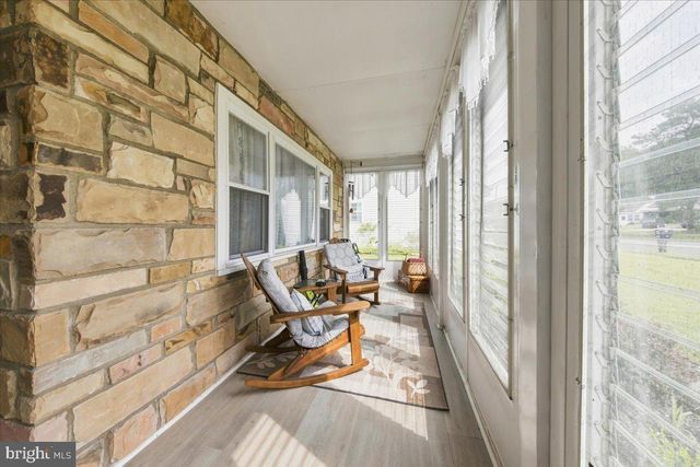 139 HUNTINGTON DR, Southampton, NJ 08088