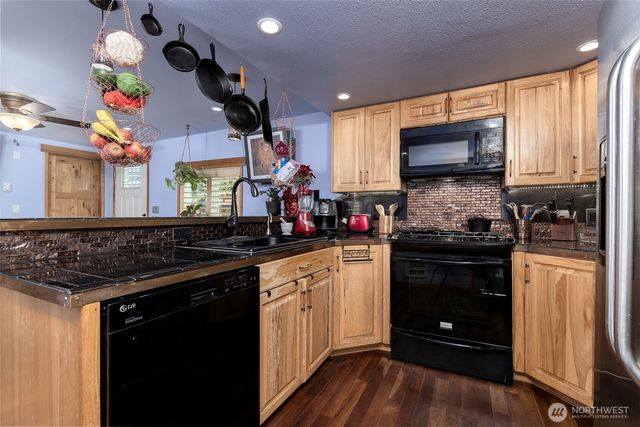 302 E Oak Street, Shelton, WA 98584