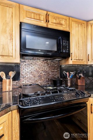 302 E Oak Street, Shelton, WA 98584