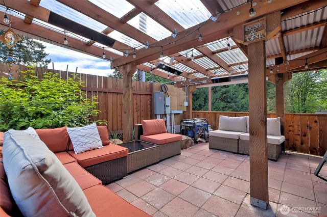 302 E Oak Street, Shelton, WA 98584