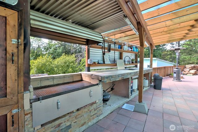 302 E Oak Street, Shelton, WA 98584
