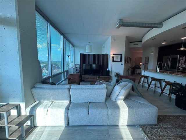 923 Peachtree Street NE 928, Atlanta, GA 30309