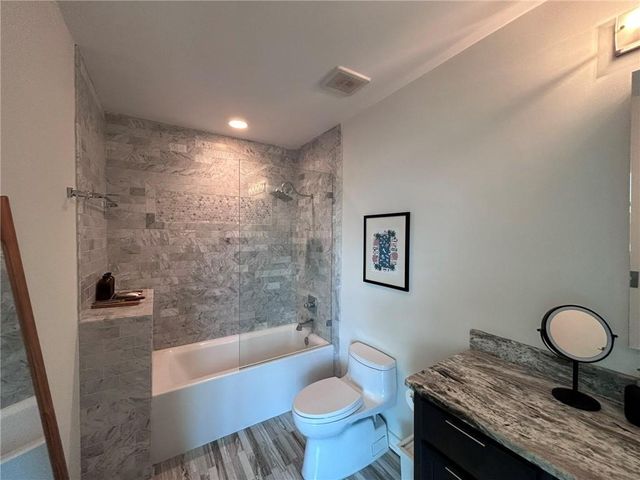 923 Peachtree Street NE 928, Atlanta, GA 30309