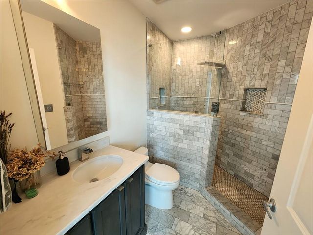 923 Peachtree Street NE 928, Atlanta, GA 30309