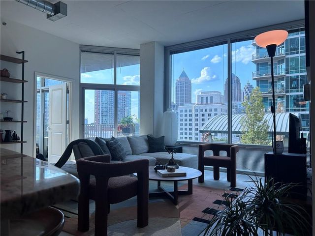 923 Peachtree Street NE 928, Atlanta, GA 30309