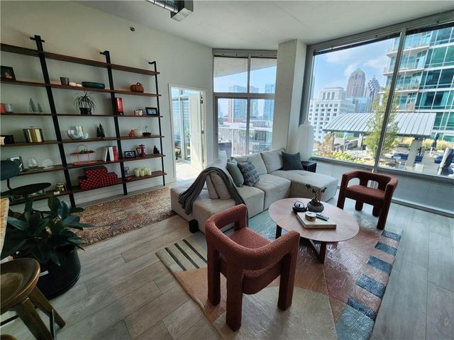 923 Peachtree Street NE 928, Atlanta, GA 30309