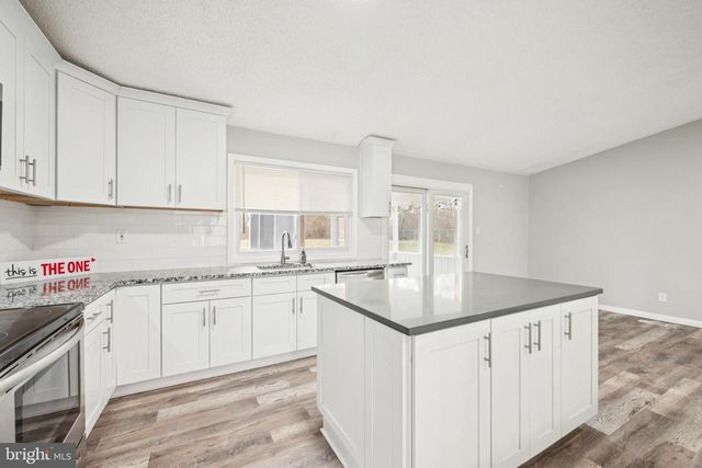 53 PRIMROSE DR, Sicklerville, NJ 08081