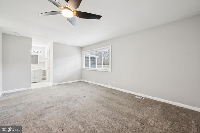 53 PRIMROSE DR, Sicklerville, NJ 08081