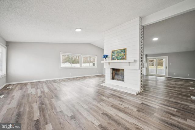 53 PRIMROSE DR, Sicklerville, NJ 08081