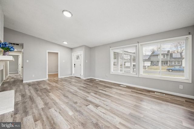 53 PRIMROSE DR, Sicklerville, NJ 08081