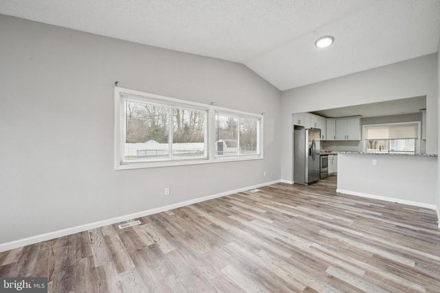 53 PRIMROSE DR, Sicklerville, NJ 08081