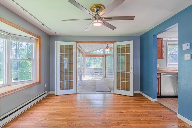 218 Fishkill Landing, Beacon, NY 12508