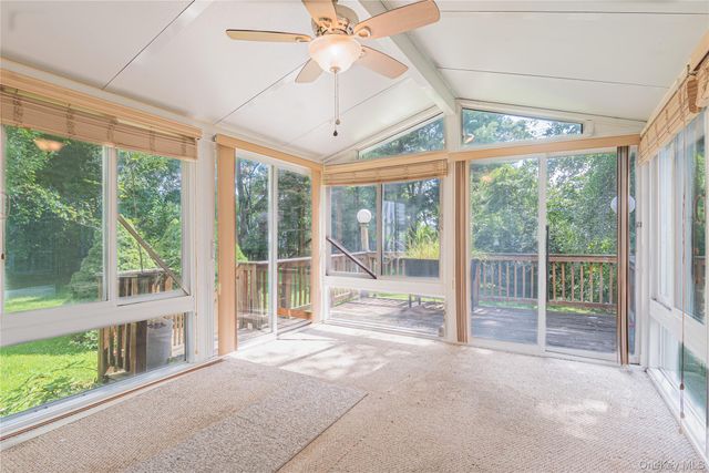 218 Fishkill Landing, Beacon, NY 12508