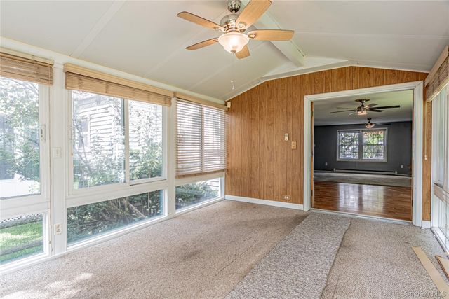 218 Fishkill Landing, Beacon, NY 12508