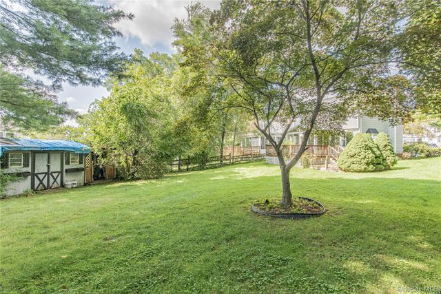 218 Fishkill Landing, Beacon, NY 12508