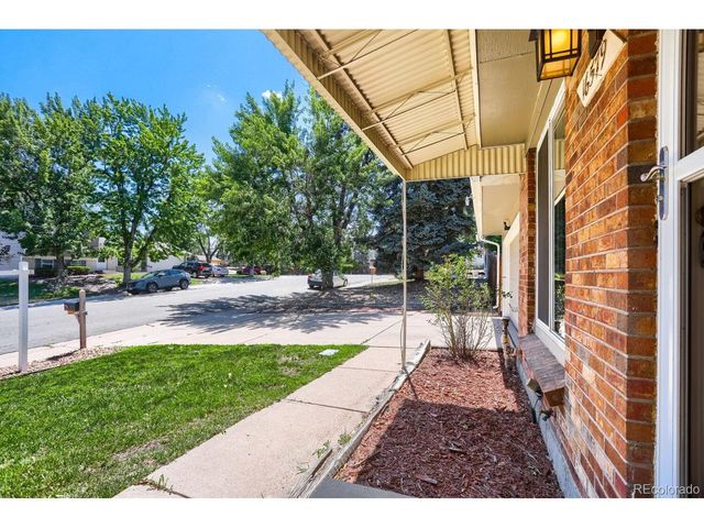 16579 E Dickenson Pl, Aurora, CO 80013