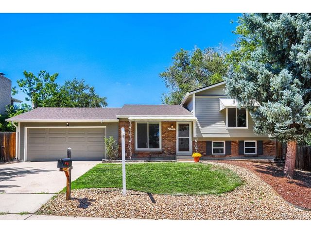 16579 E Dickenson Pl, Aurora, CO 80013
