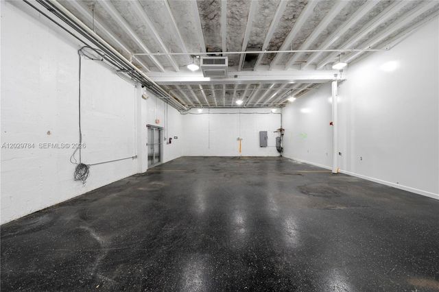 2585 NW 21st Ter, Miami, FL 33142