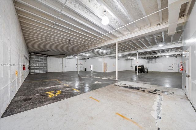 2585 NW 21st Ter, Miami, FL 33142
