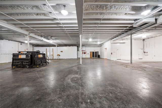 2585 NW 21st Ter, Miami, FL 33142