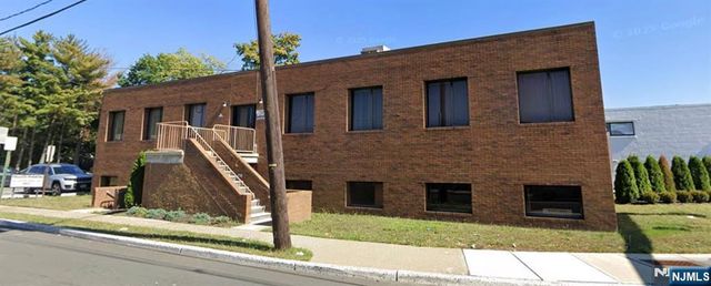 26-07 Broadway, Fair Lawn, NJ 07410