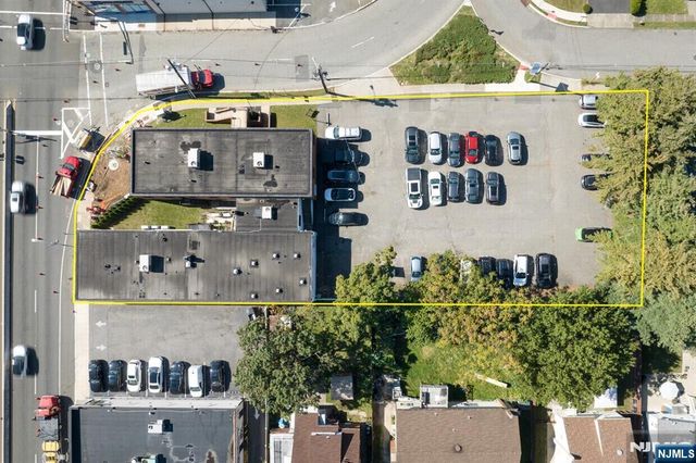 26-07 Broadway, Fair Lawn, NJ 07410