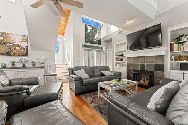 17097 Peace Point Dr, Springfield, LA 70462