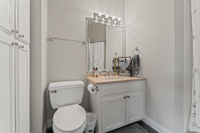 17097 Peace Point Dr, Springfield, LA 70462