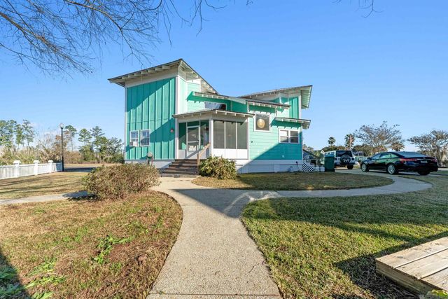 17097 Peace Point Dr, Springfield, LA 70462