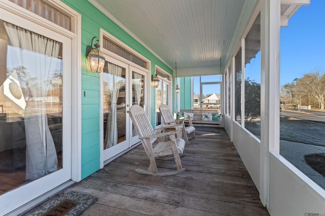 17097 Peace Point Dr, Springfield, LA 70462