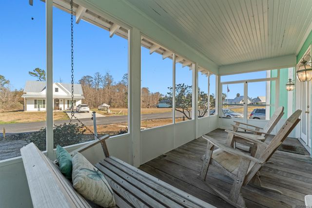 17097 Peace Point Dr, Springfield, LA 70462