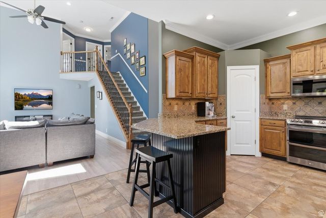 1162 S SPYGLASS HILL RD, Syracuse, UT 84075