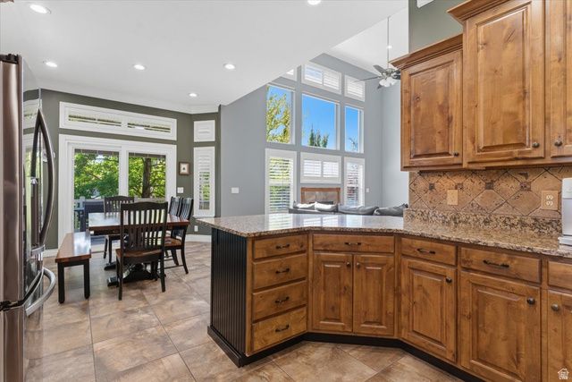 1162 S SPYGLASS HILL RD, Syracuse, UT 84075