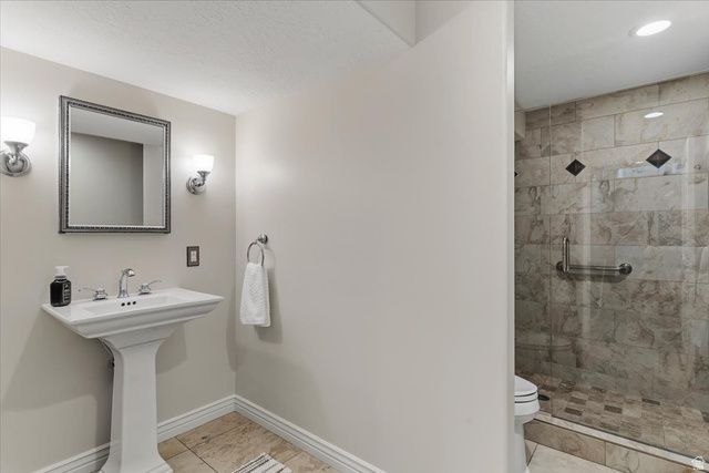 1162 S SPYGLASS HILL RD, Syracuse, UT 84075