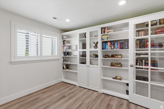 1162 S SPYGLASS HILL RD, Syracuse, UT 84075