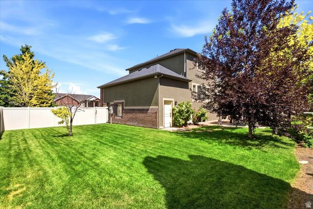 1162 S SPYGLASS HILL RD, Syracuse, UT 84075