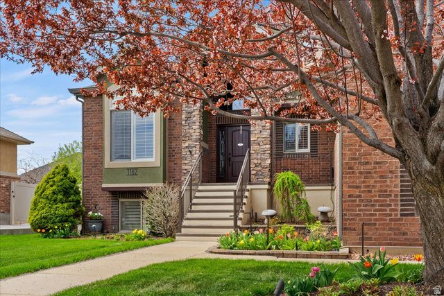 1162 S SPYGLASS HILL RD, Syracuse, UT 84075