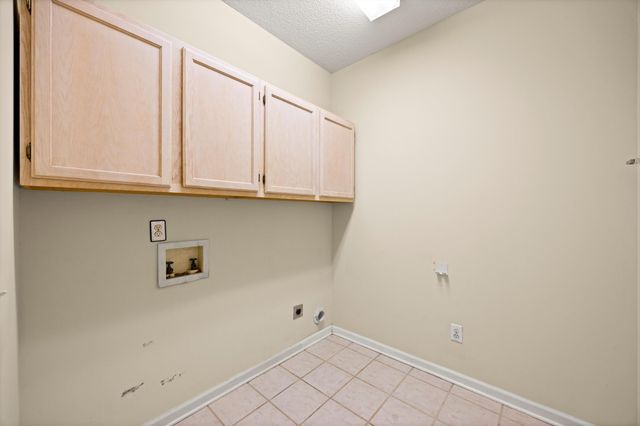 1621 Gunston Hall Road, Hixson, TN 37343