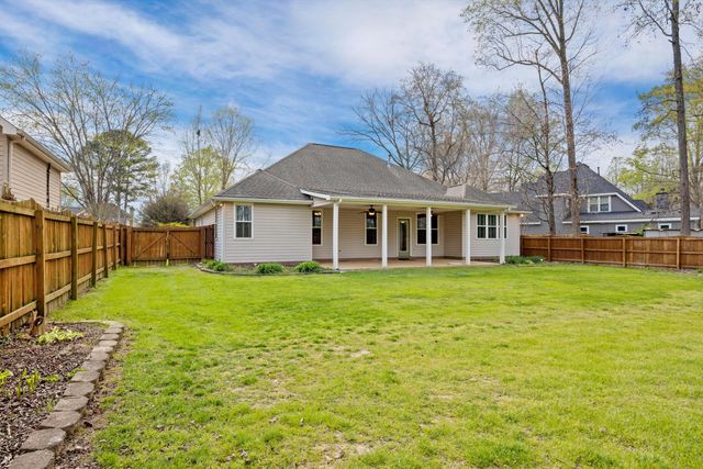 1621 Gunston Hall Road, Hixson, TN 37343