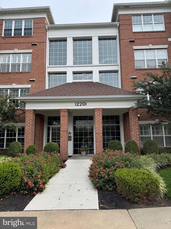 12201 BURNCOURT RD #302, Lutherville Timonium, MD 21093