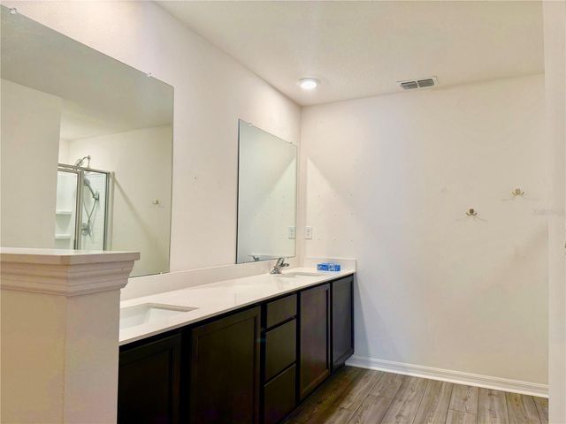 1738 WYNFORD CIRCLE, Tavares, FL 32778