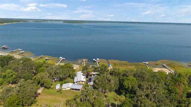 15562 SE 138TH TERRACE, Weirsdale, FL 32195