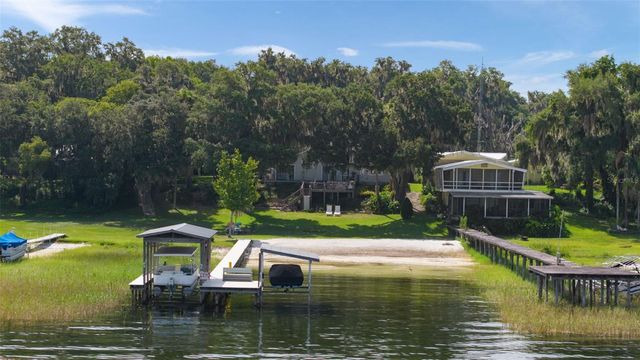 15562 SE 138TH TERRACE, Weirsdale, FL 32195
