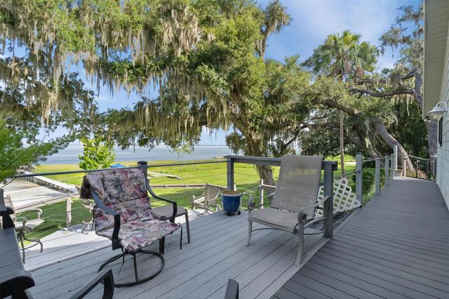 15562 SE 138TH TERRACE, Weirsdale, FL 32195