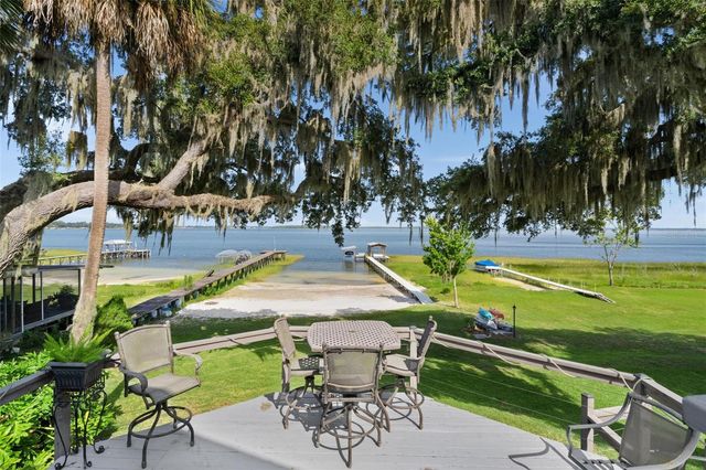 15562 SE 138TH TERRACE, Weirsdale, FL 32195