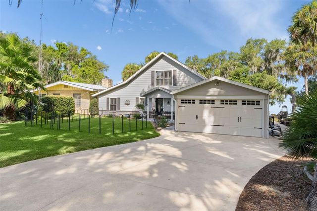 15562 SE 138TH TERRACE, Weirsdale, FL 32195
