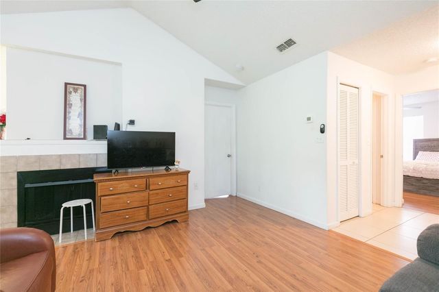 8636 MALLARD RESERVE DRIVE 201, Tampa, FL 33614